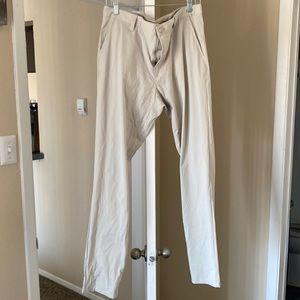Rhone commuter pants size 34 cream grey color